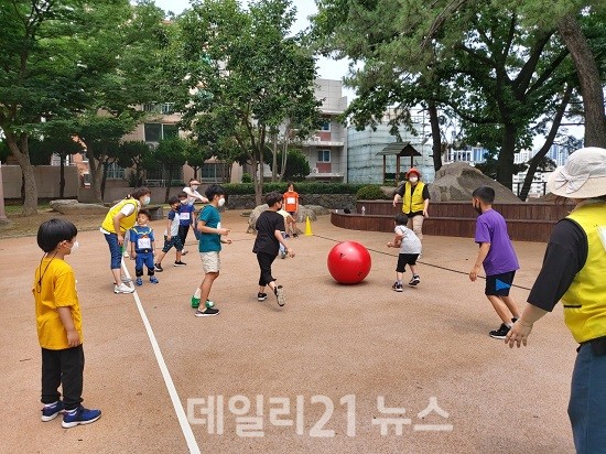 어서와 ‘엄마표 마을교실’은 처음이지 활동 사진 (제공=금정구청)