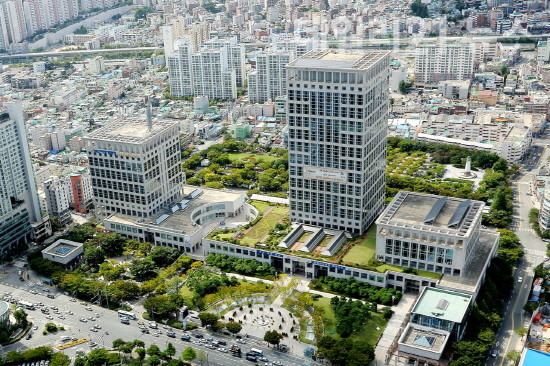 부산시청사 주변 시가지 전경 [제공=부산시]