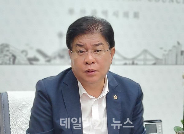 안성민 부산시의회 의장./DB=한국미디어언론연합